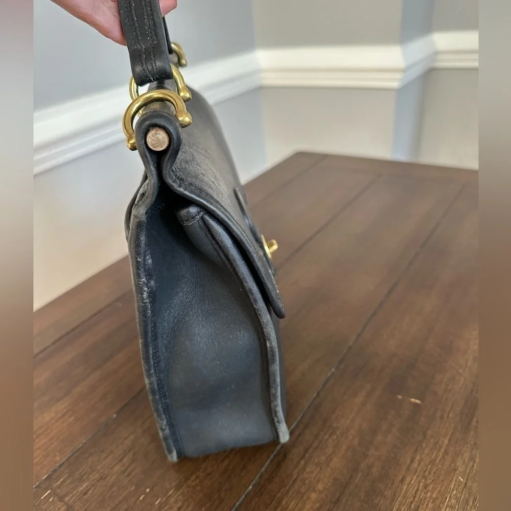 Vintage Coach Willis satchel